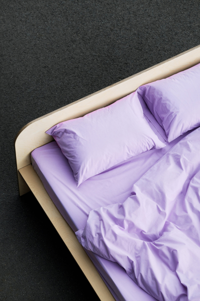 Кровать из фанеры: совместный проект Morpheus и Aesthetic Objects