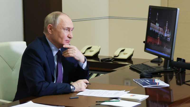Орешкин напомнил девелоперам, что "деревья не растут до небес"